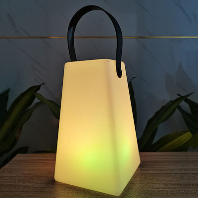 Controllo wireless di una lampada portatile a LED ricaricabile colorata per il campeggio
