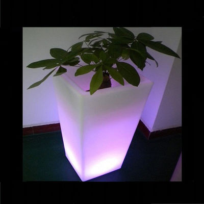 Cina Fornitore Outdoor LED illuminato quadrato pianta illuminato vaso 80000h durata della batteria