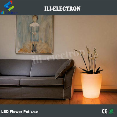 Plastico a LED illuminato a controllo remoto, vaso da fiore / piantatrice / secchio di ghiaccio