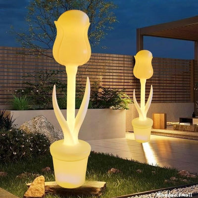 Lampada da pavimento a fiore di tulipano in plastica a prova d'acqua per esterni 50000 ore di durata