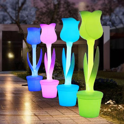 Lampada da pavimento a fiore di tulipano in plastica a prova d'acqua per esterni 50000 ore di durata