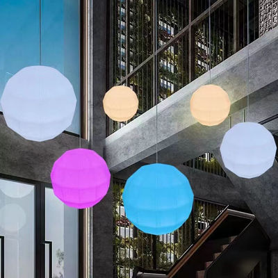 In alluminio PE Plastico Glow Ball Light Ricaricabile poliedro Forma sfera luminosa