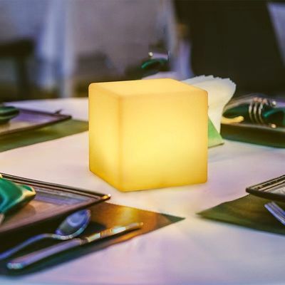 6 pollici LED cubo luce notturna colorato USB di ricarica resistente all'acqua