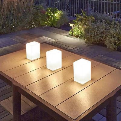RGB Cancellare il colore all'aperto LED Cube Light Carica USB Controllata da telecomando