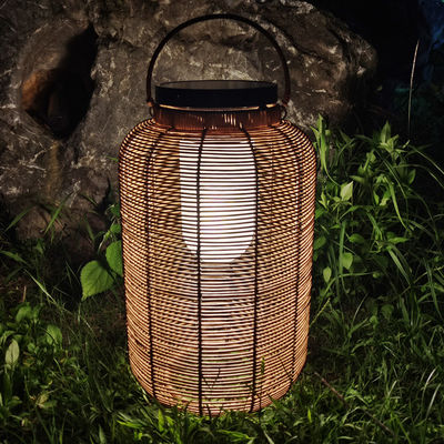 Luci solari in rotino decorativo, lampada di rotino per l' esterno.