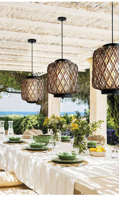 Luce decorativa di rattan, candelabro di rattan resistente all' acqua.