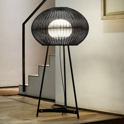 Lampada da pavimento in rotino per esterni IP44 impermeabile per decorazioni alberghiere