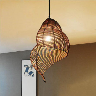 Asia sud-orientale campo lumaca design lampada a candelabro di rattan