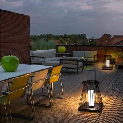 Lampa di lanterna da pavimento creativa di rotino E27 base per giardino esterno