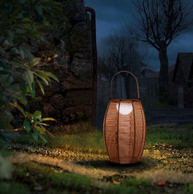 Lampada per pavimenti a ombra di rotino per esterni a energia solare IP65 impermeabile