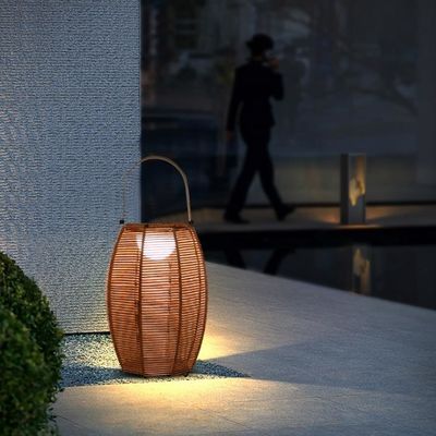 Lampada per pavimenti a ombra di rotino per esterni a energia solare IP65 impermeabile