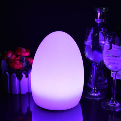 Lampada a forma di uovo senza fili IP65 resistente all'acqua con base del caricabatterie