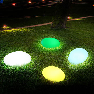 PE Plastico LED Pietra luce impermeabile ricaricabile Cambiamento di colore per la decorazione della casa