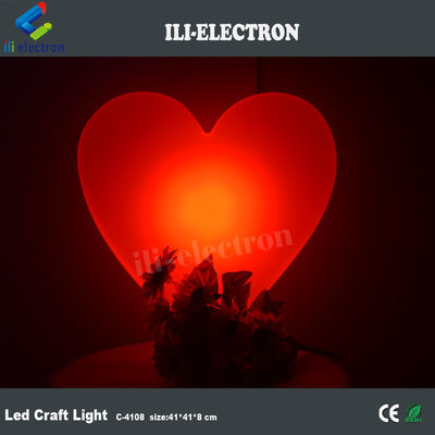 Lampada decorativa a led a forma di cuore illuminata