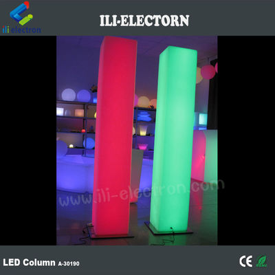 Controllo remoto Infarad Colori LED Decorative Colonne di plastica per matrimoni