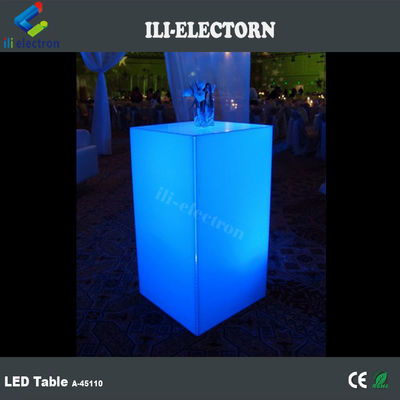 Moderni tavoli mobili a luce a LED RGB con batteria al litio ricaricabile