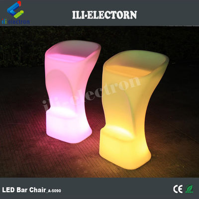 Poltrona da bar illuminata a led con design moderno colorato in RGB