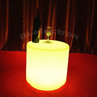 Moderna polvere in plastica Glow Up Chair resistente all'acqua per esterni