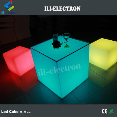 Cubo di luce esterna a led in plastica ecologica