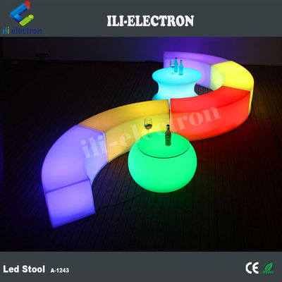 Mobili esterni intelligenti a LED con sgabello curvo a led