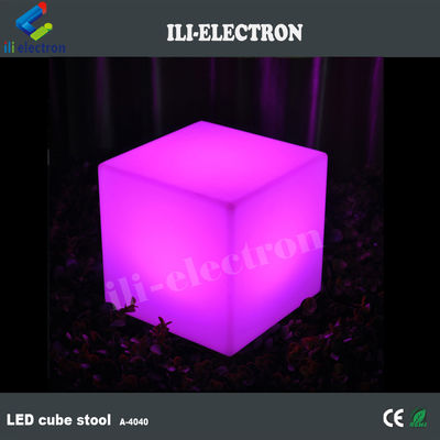 Materiale PE Light Up Cube Chair, illuminato all' esterno LED Cube Seat