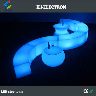 Scaffale per mobili da bar a LED curvo commerciale per giardino esterno