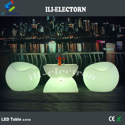 Arredamento a LED in plastica PE, tavoli da cocktail a luce 16 Colori variabili