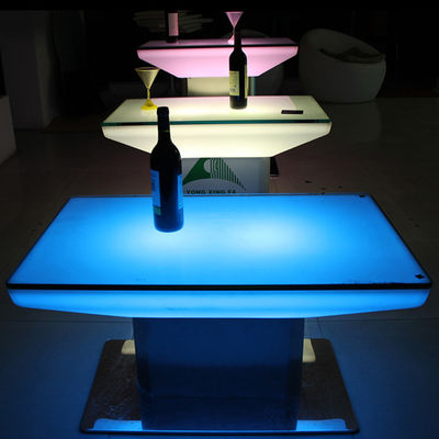 Tavoli da bar con base in acciaio inossidabile