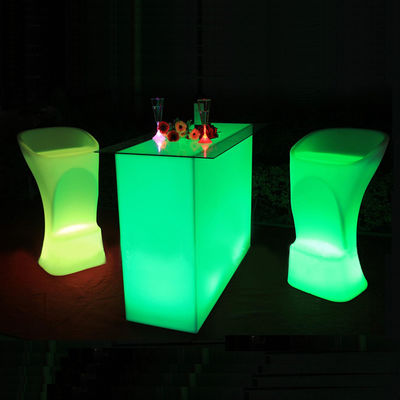 Tavoli illuminati per cocktail illuminati, tavolini illuminati a LED per lounge del night club