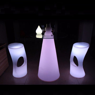 Colorati LED illuminano tavoli da cocktail ricaricabili per le feste