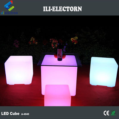 mobili da patio in plastica a led che cambiano colore