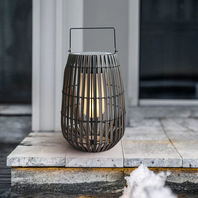 Lanterne da giardino in rotino solare portatili con maniglia personalizzate