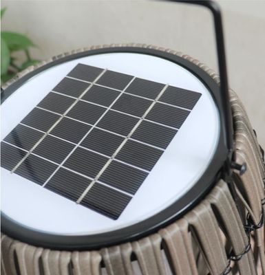 Lampade solari portatili da giardino in rotino IP65 resistenti all'acqua per esterni
