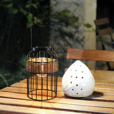 Lanterne da giardino in rotino solare per esterni impermeabile 3500K caldo bianco