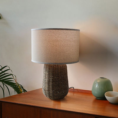 Lampada da tavolo di rotino sostenibile, Controllo della luce di bordo letto di rotino durevole