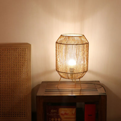 Lampada da tavolo in rotino, lampada da tavolo Wabi Sabi fatta a mano