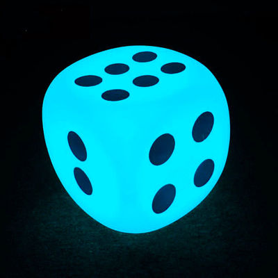 Illuminato all'aperto LED Cube Light Dice Style 15cm 20cm 30cm IP65 impermeabile per eventi all'aperto