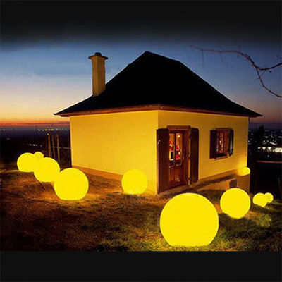Plastico LED palline luminose a cambiamento di colore 10cm 80cm resistente all'acqua per le vacanze