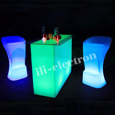 Tavoli illuminati per cocktail illuminati, tavolini illuminati a LED per lounge del night club