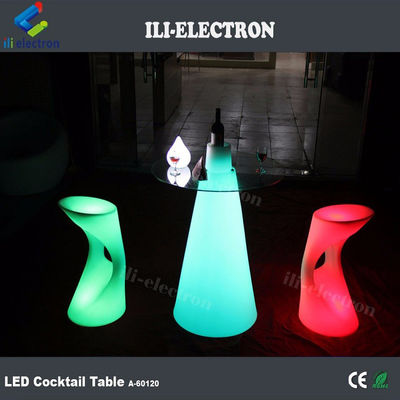 Colorati LED illuminano tavoli da cocktail ricaricabili per le feste