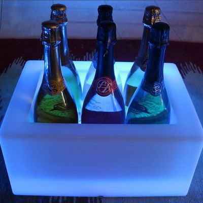16 colori variabili PE Plastica LED Ice Bucket IP65 Acqua resistente Per Birra Champagne