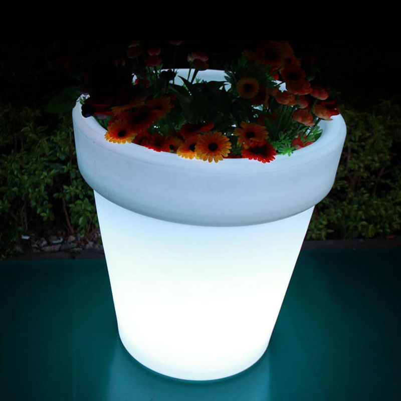 Piantatrice di luci a LED ricaricabili, piantatrici illuminate all' esterno rotonde che cambiano colore