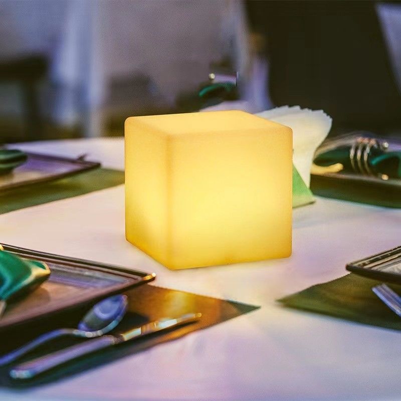 6 pollici LED cubo luce notturna colorato USB di ricarica resistente all'acqua