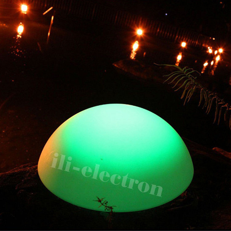 PE Plastica LED Mezza sfera Luce ricaricabile Per Decorazioni di Natale