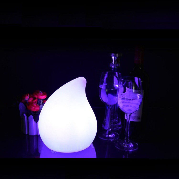 Decorazione di festa lampadine a led artigianali in plastica multicolore