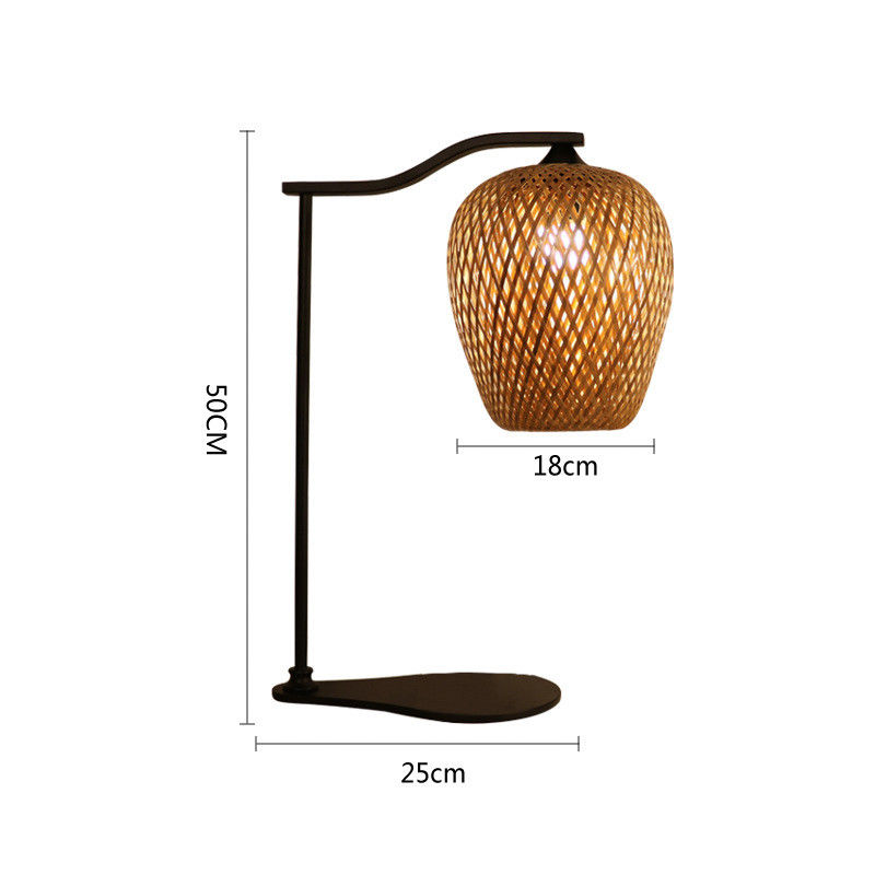 Lampada da tavolo e ombrello in bambù naturale per l'arredamento domestico