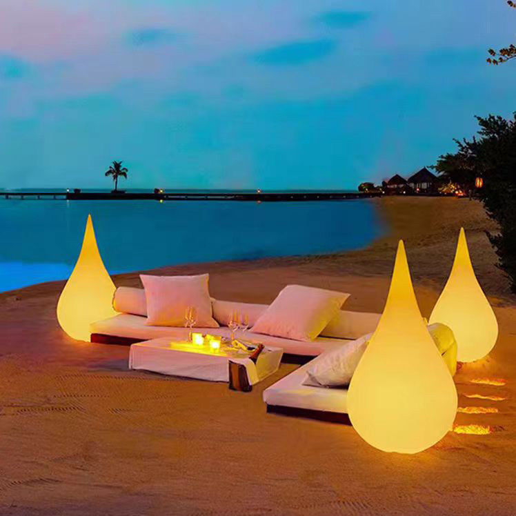 Lampada da terra a goccia d'acqua di plastica stagnole per esterno a prova d'acqua per decorazioni di eventi